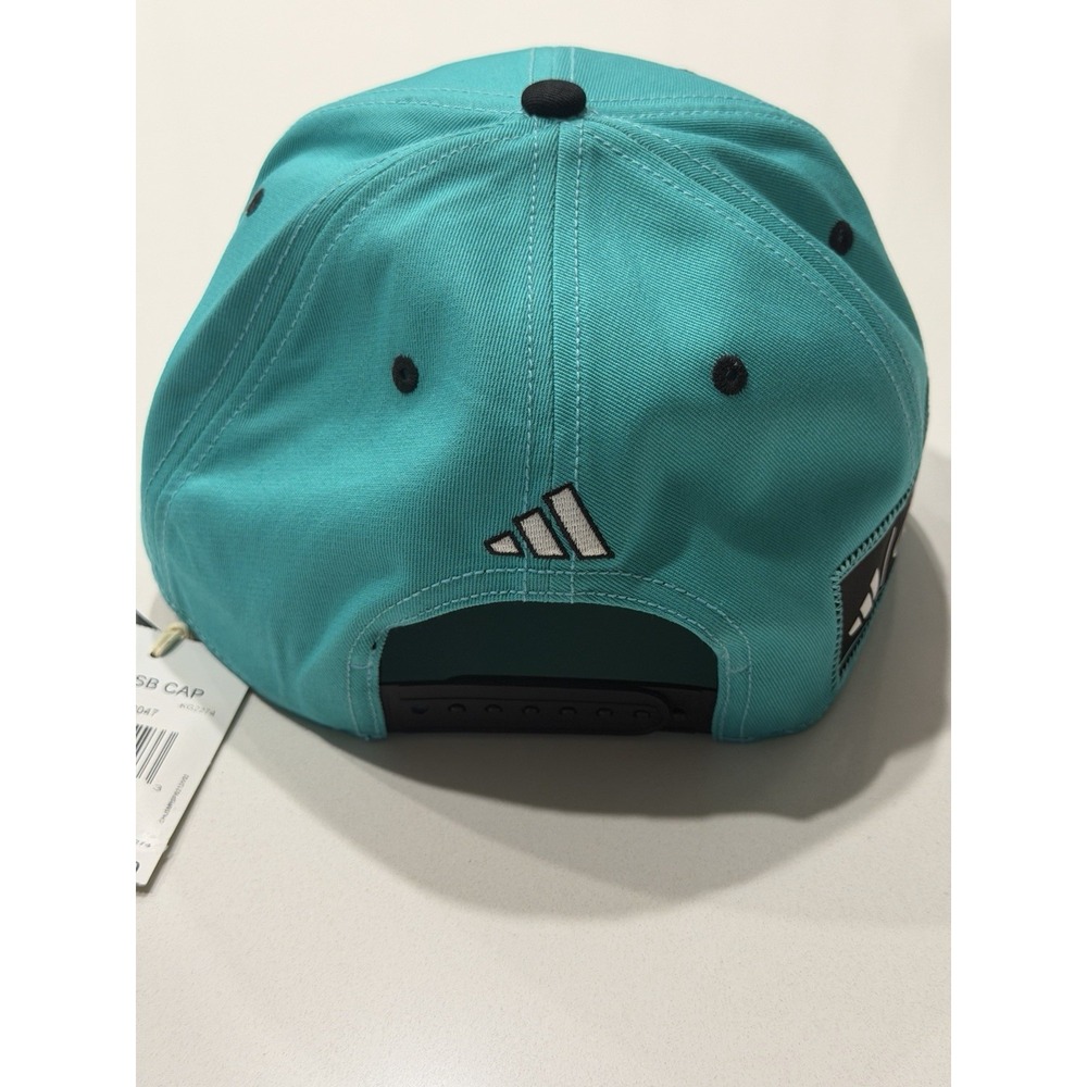 Adidas Mercedes AMG Petronas Formula One Team Las Vegas Snapback Cap KG2274 NWT - Picture 2 of 11